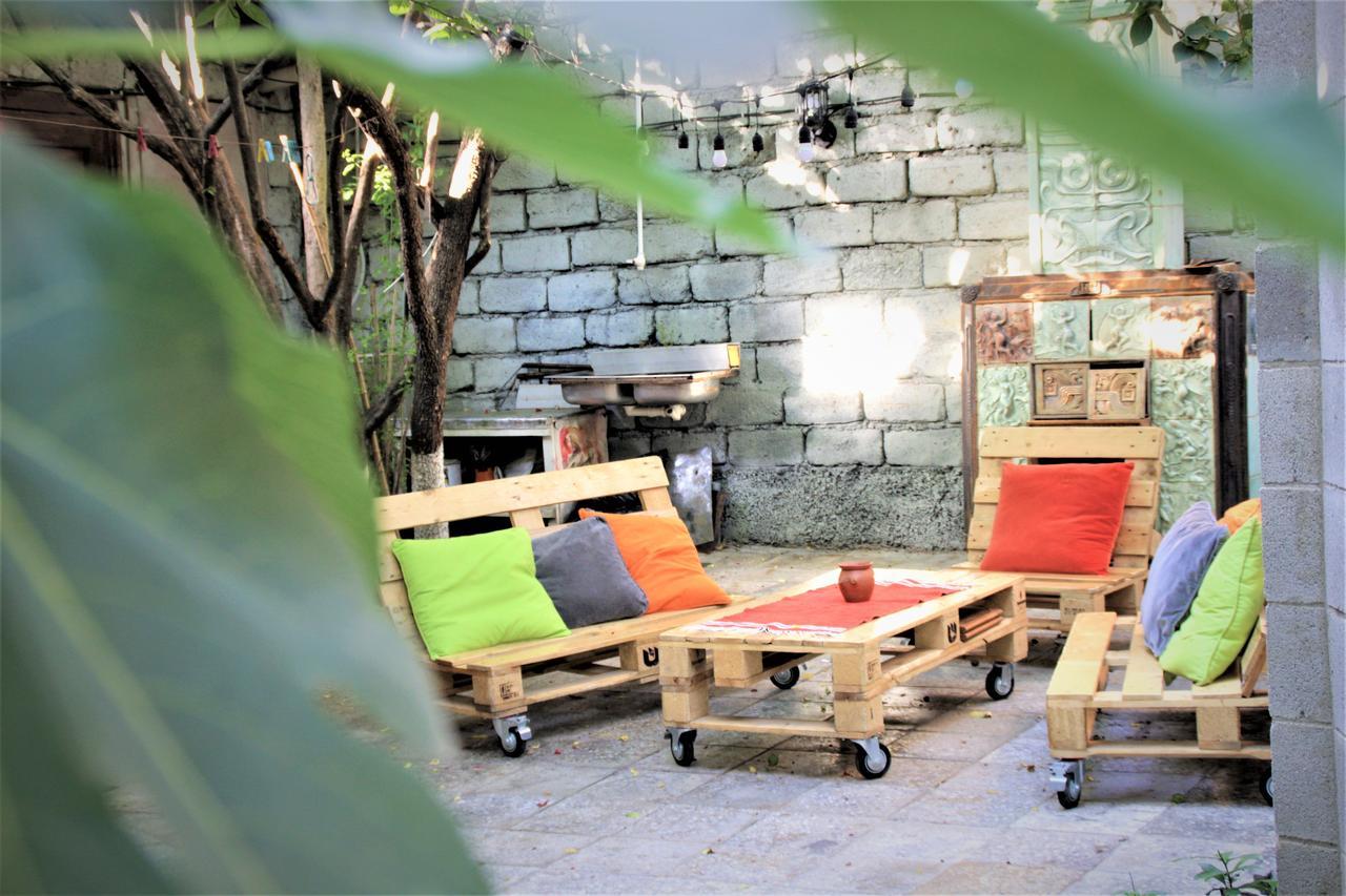 Bude Hostel Tbilissi Extérieur photo